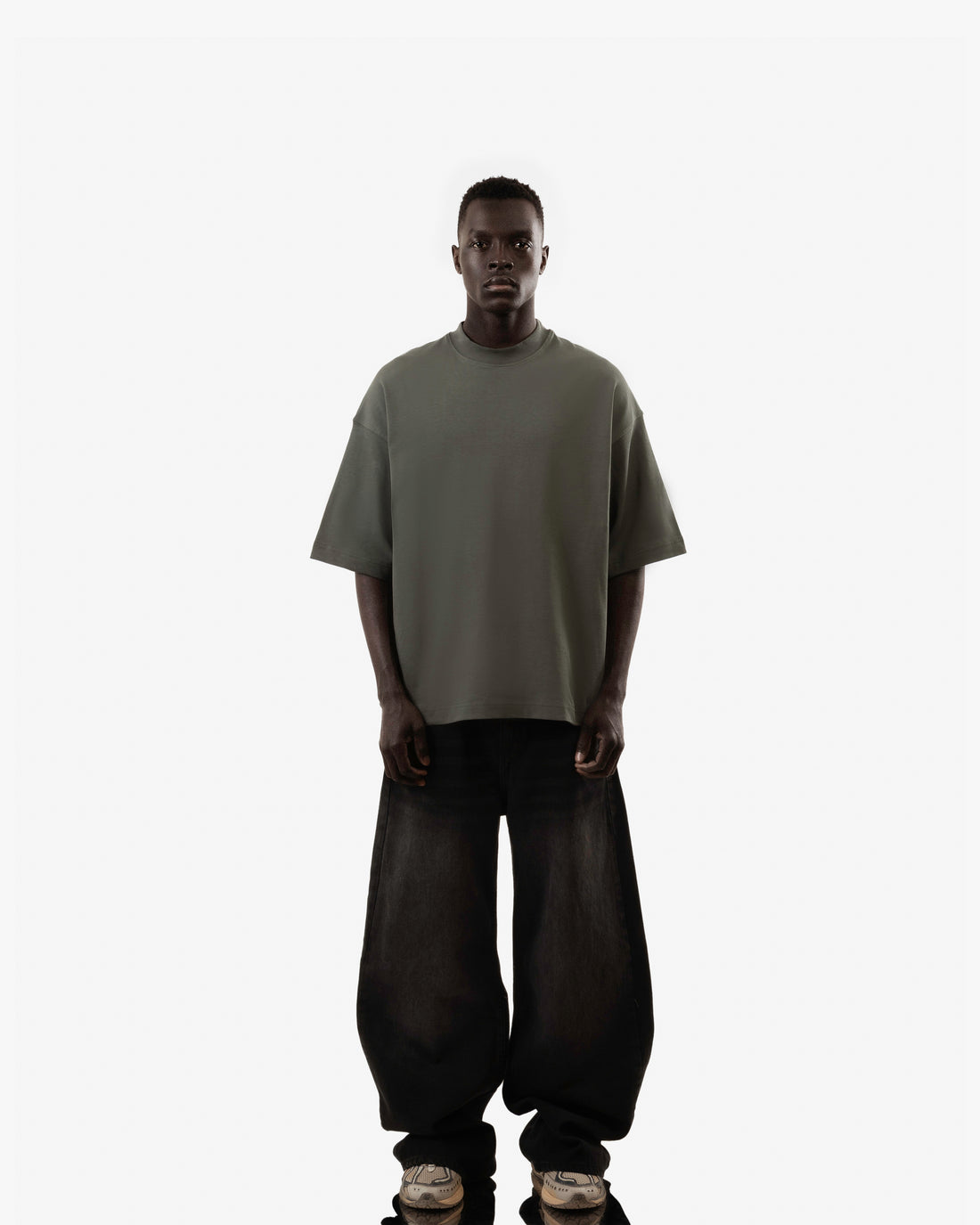 Basic Streetwear Boxy-Fit T-Shirt