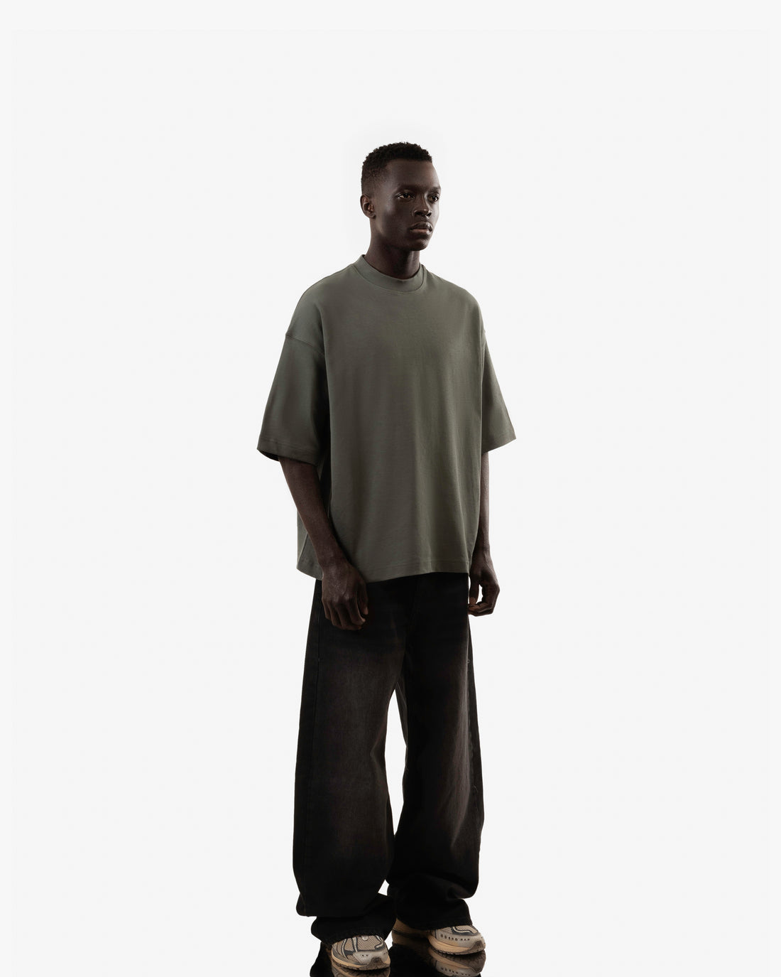 Basic Streetwear Boxy-Fit T-Shirt