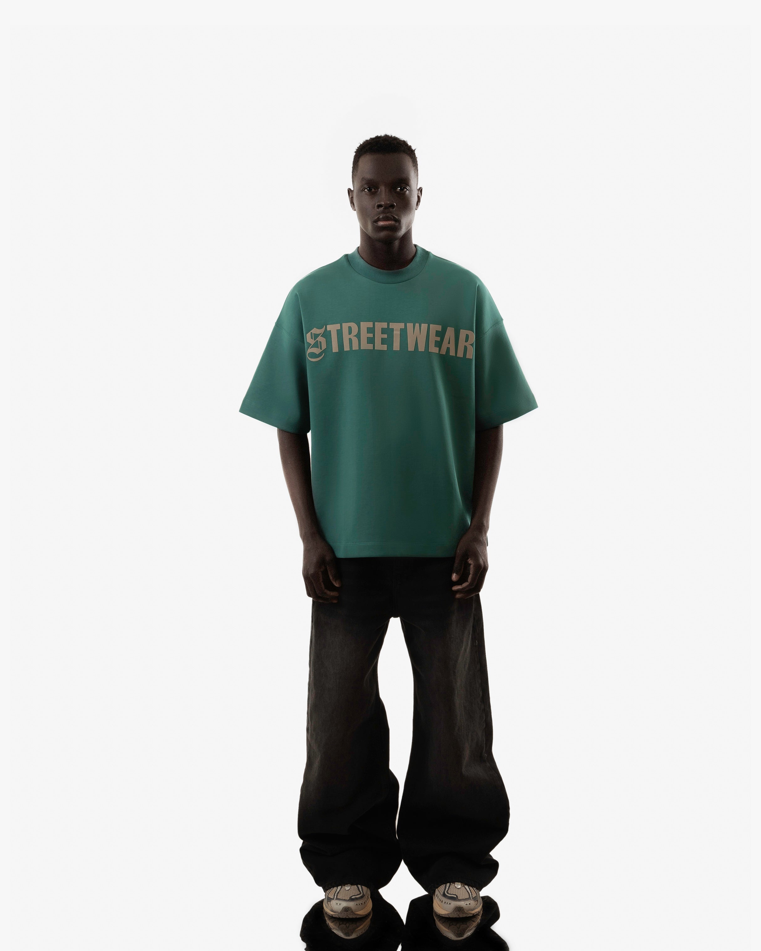 Classic Streetwear Oversized Tee – streetwear
