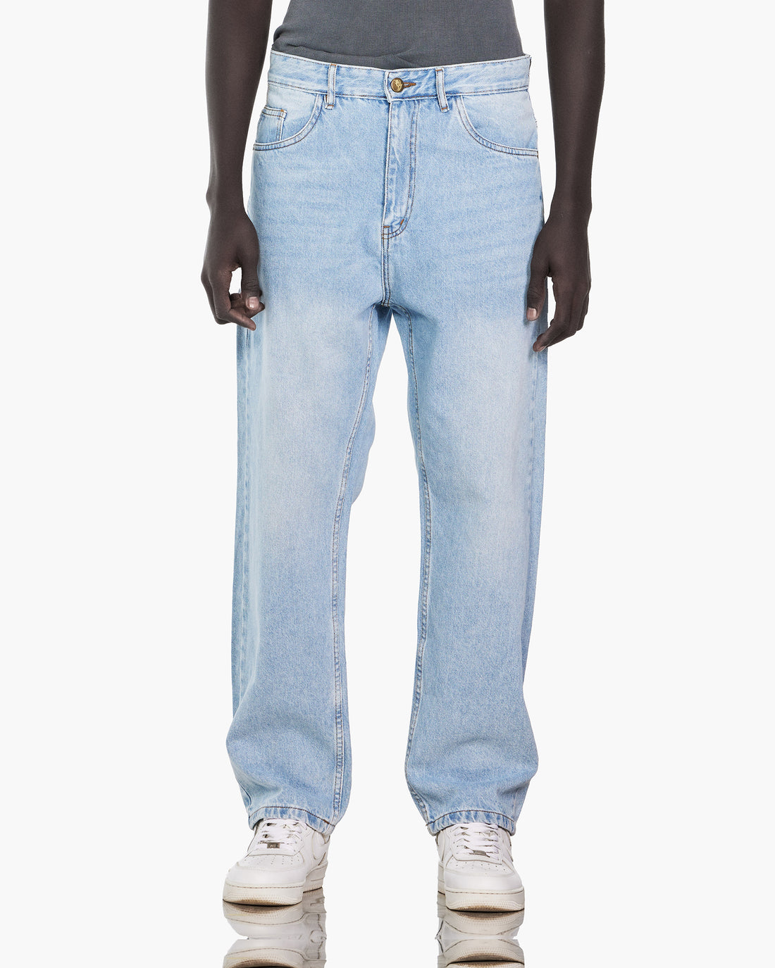 Streetwear Baggy Fit Jeans In Light Blue With Effect