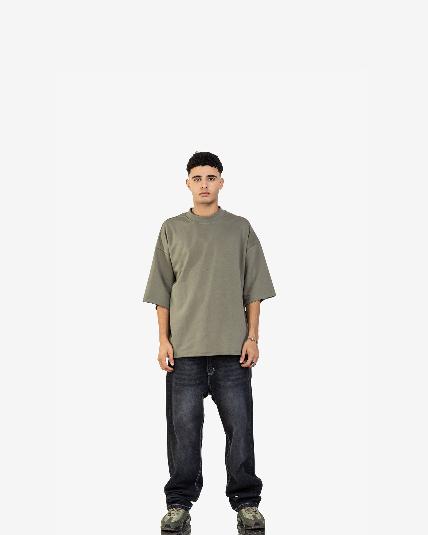 Loose Fit Basic T-Shirt