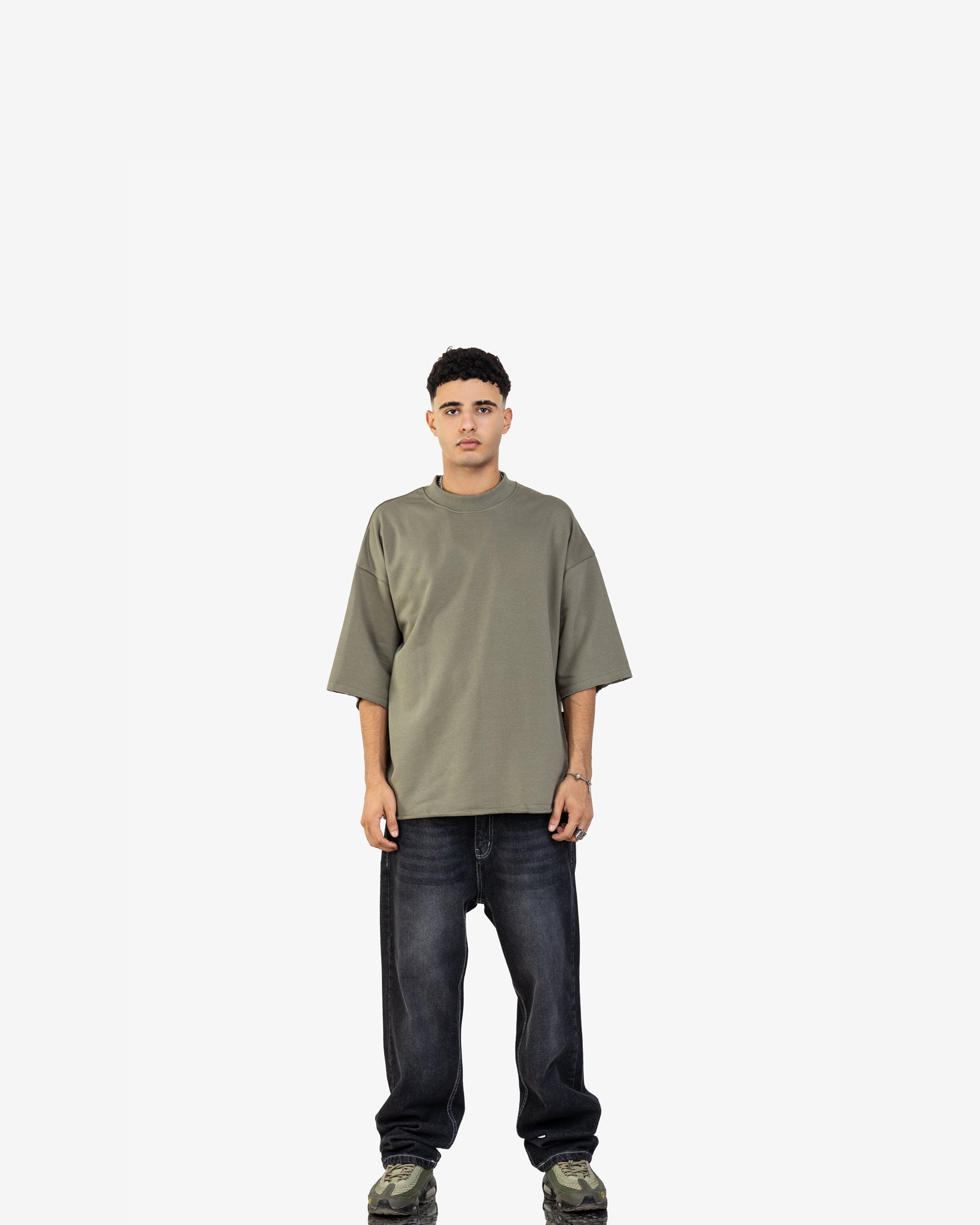 Loose Fit Basic T-Shirt