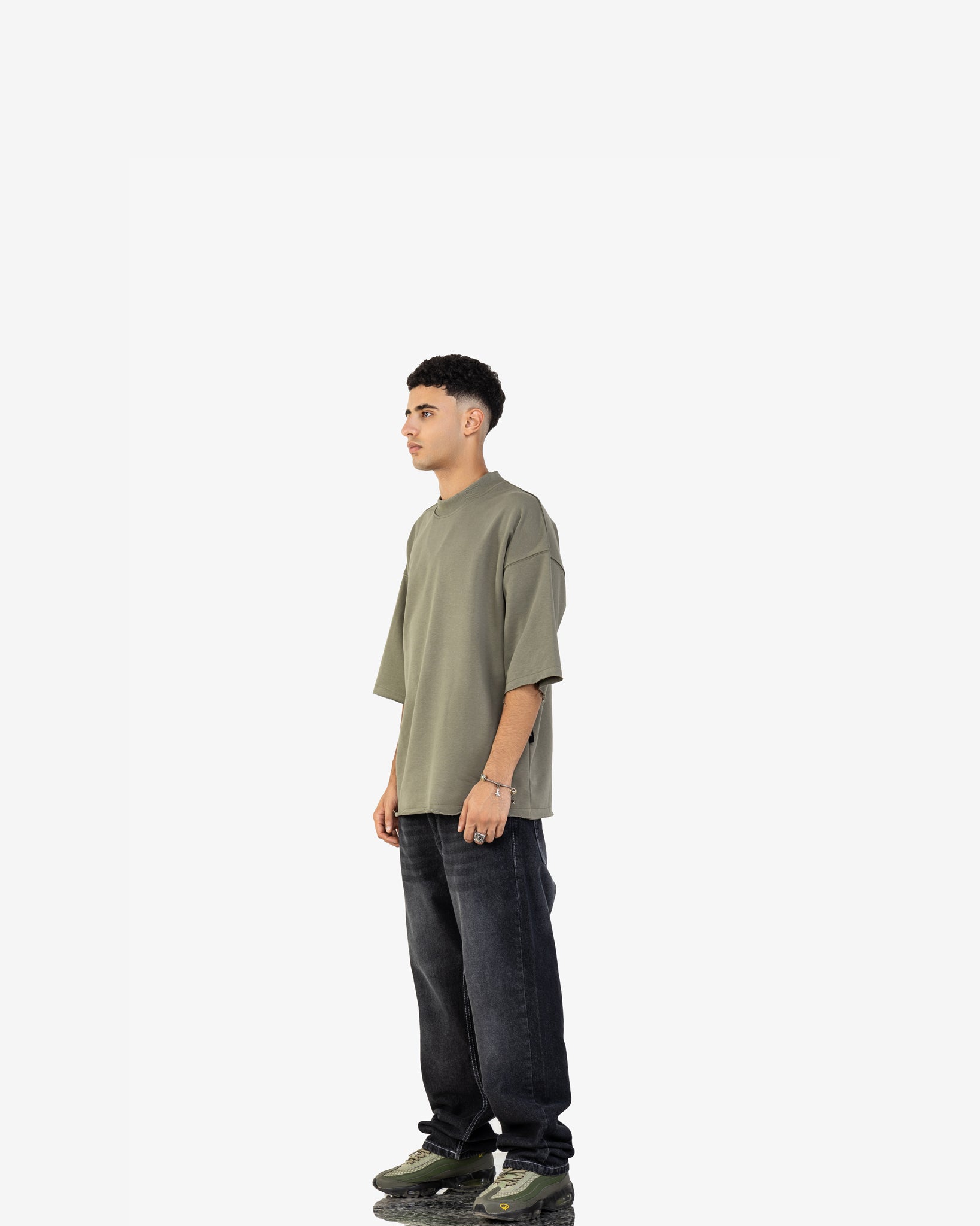 Loose Fit Basic T-Shirt