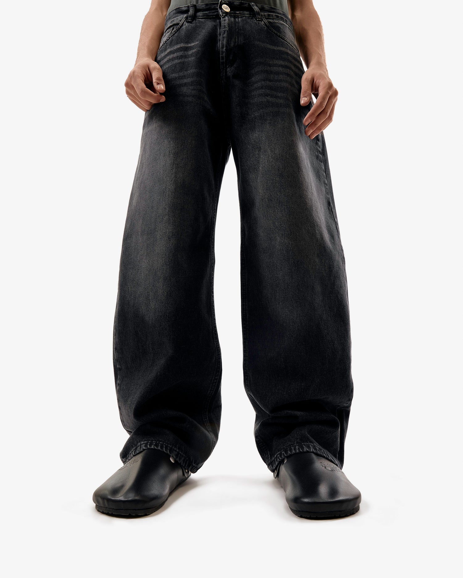 Streetwear Balloon Jeans Black
