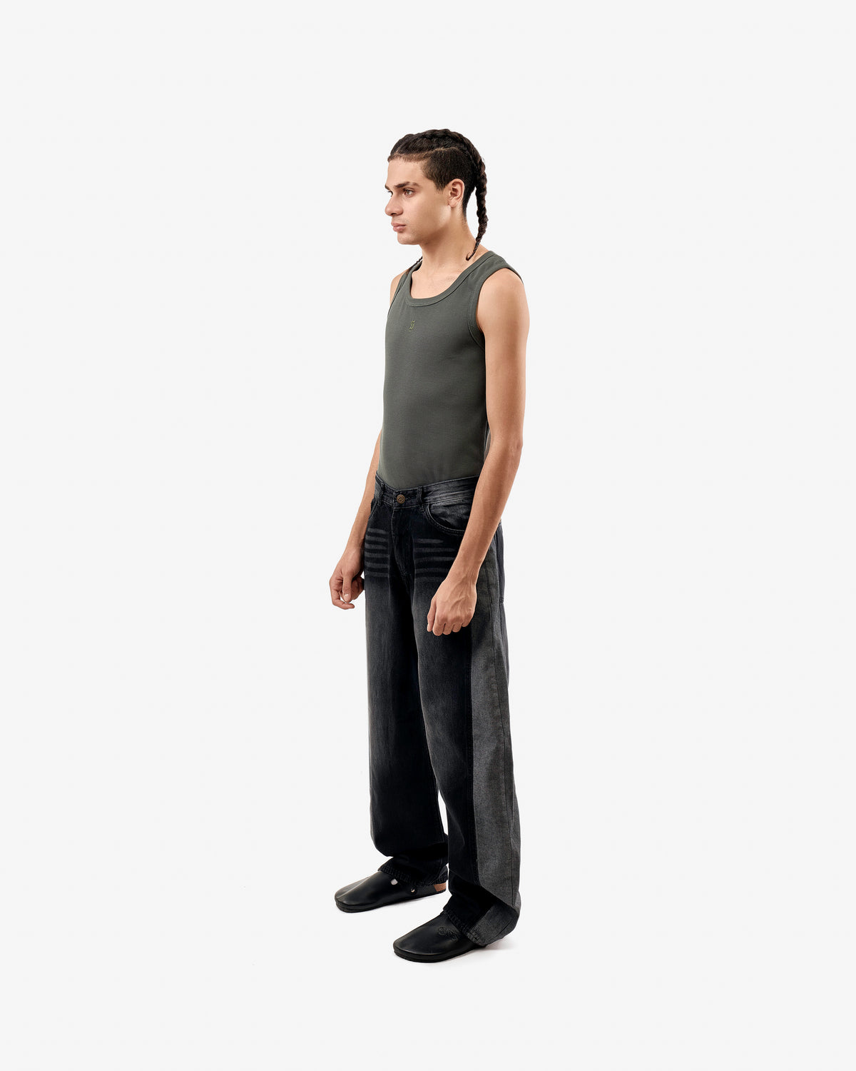 Silent Riot Skater Jeans In Black