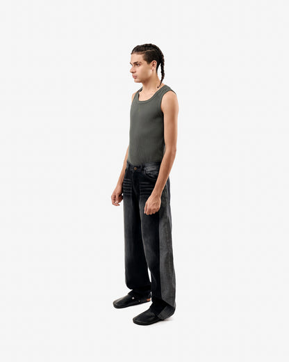 Silent Riot Skater Jeans In Black