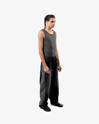 Silent Riot Skater Jeans In Black