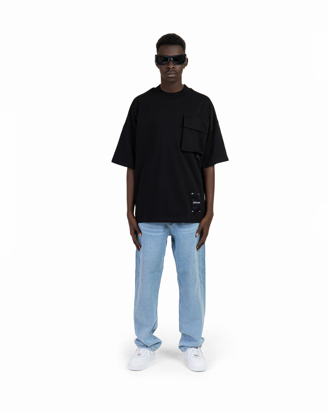 cargo t-shirt with accessories