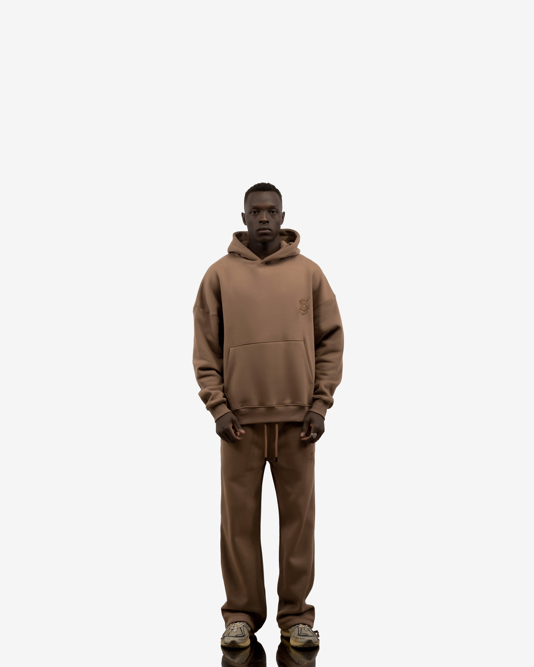 Basic Comfort Hoodie In Brown