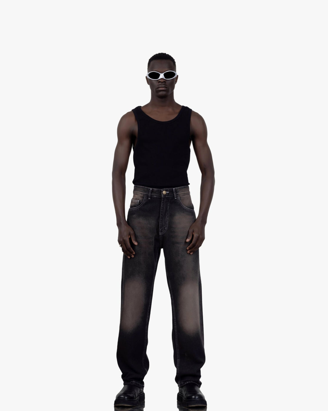 Vintage Wash Baggy Fit Jeans