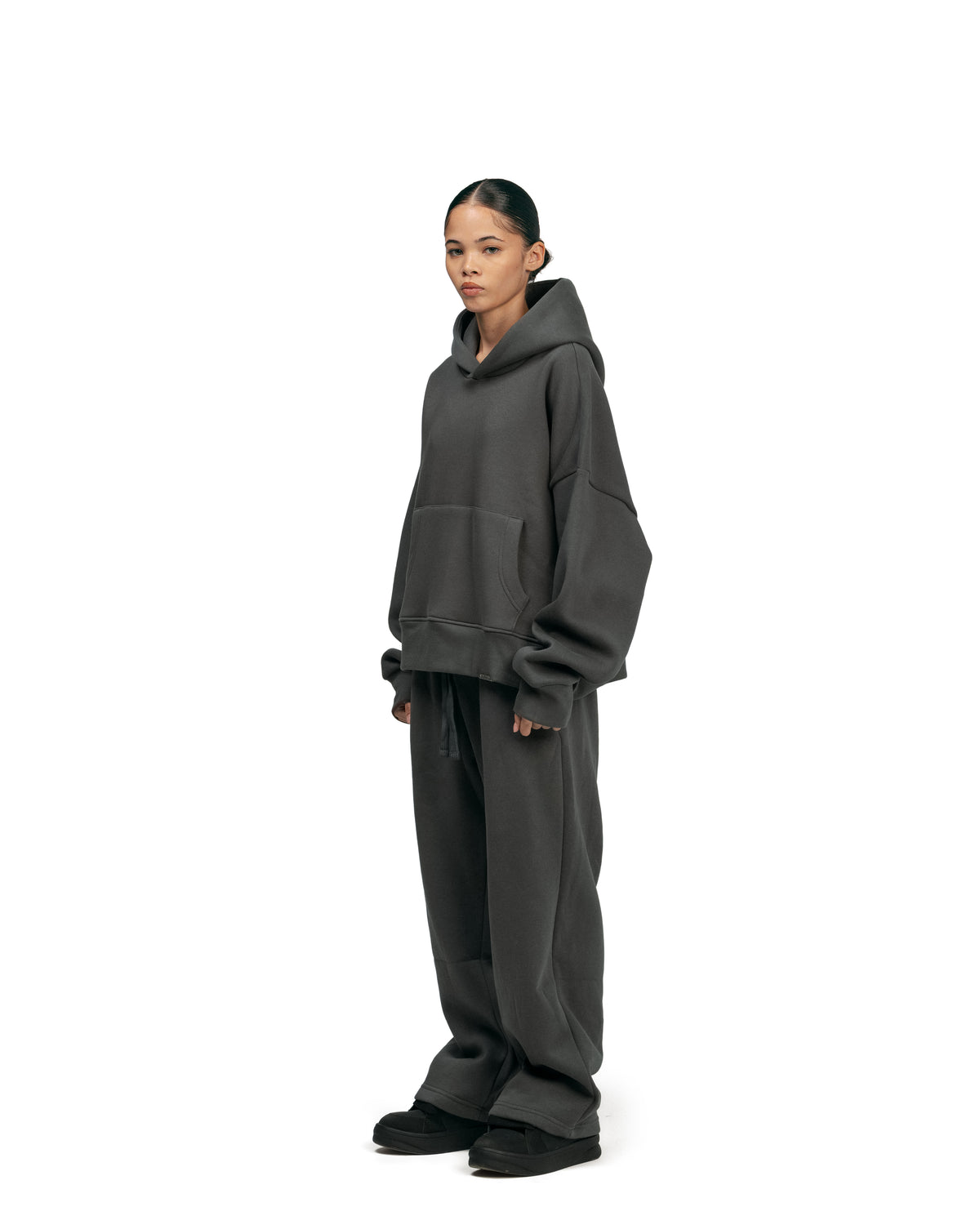 Streetwear Essential V2 Boxy Hoodie