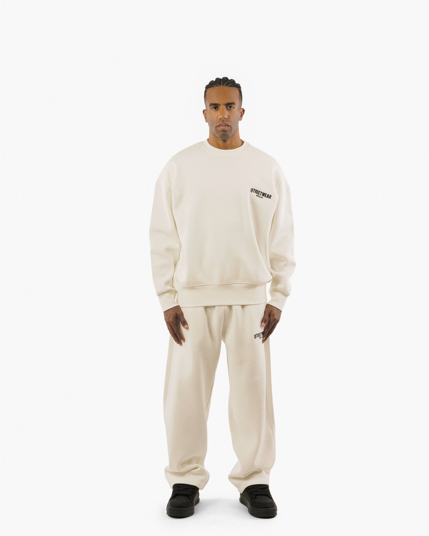 Streetwear Essential Oversized Sweatshirt