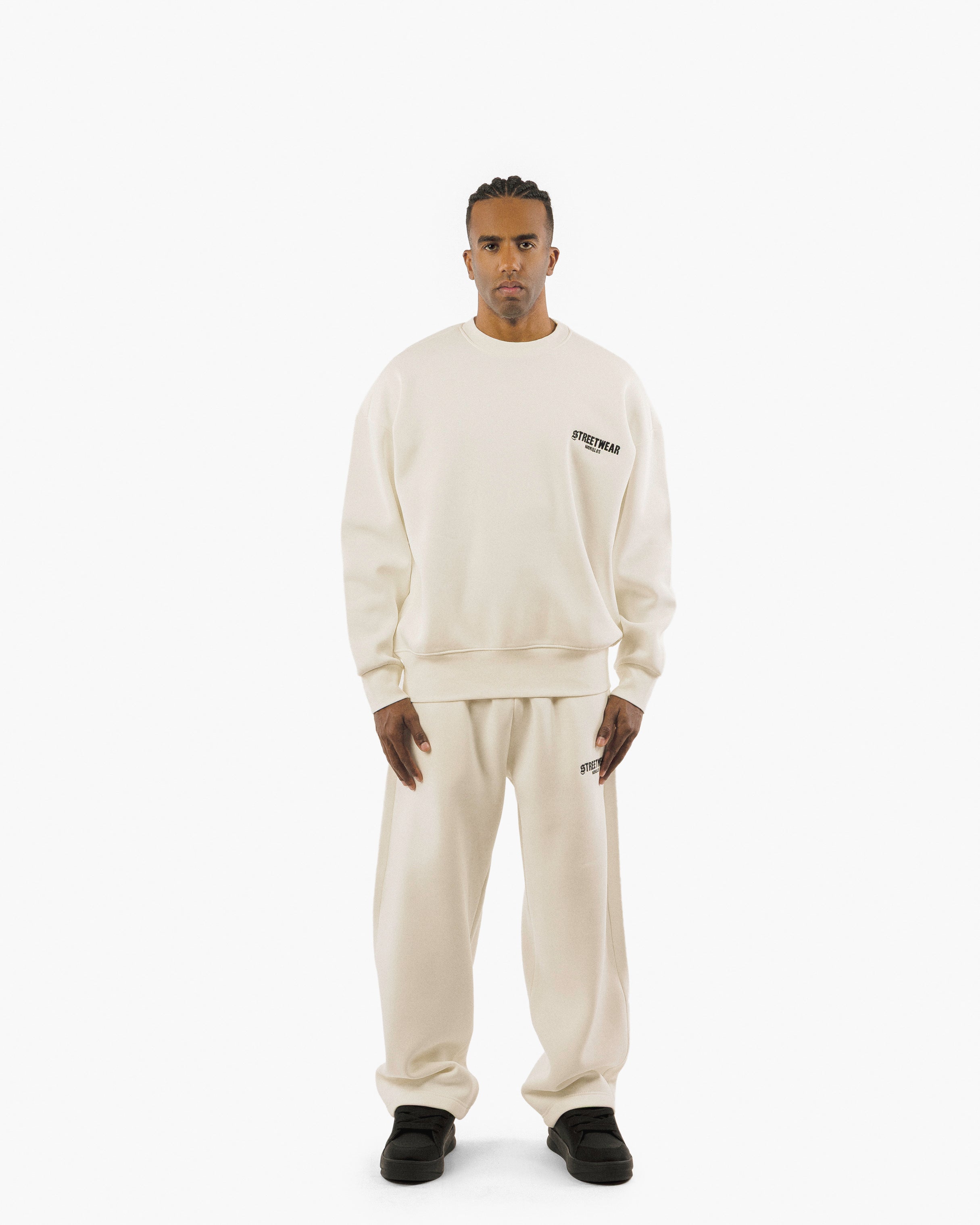 Streetwear Essential Oversized Sweatshirt