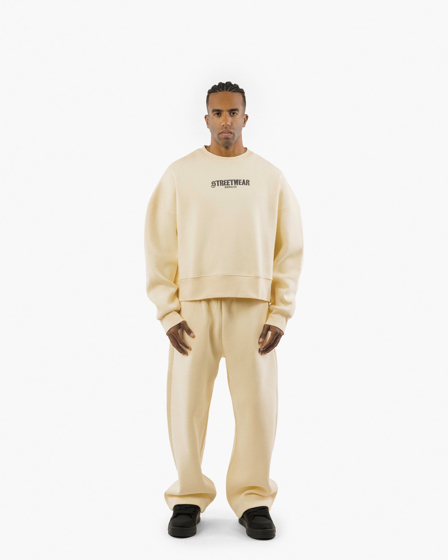 Streetwear Essential Boxy Sweatshirt