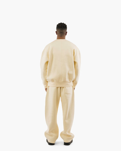 Streetwear Essential Oversized Sweatshirt