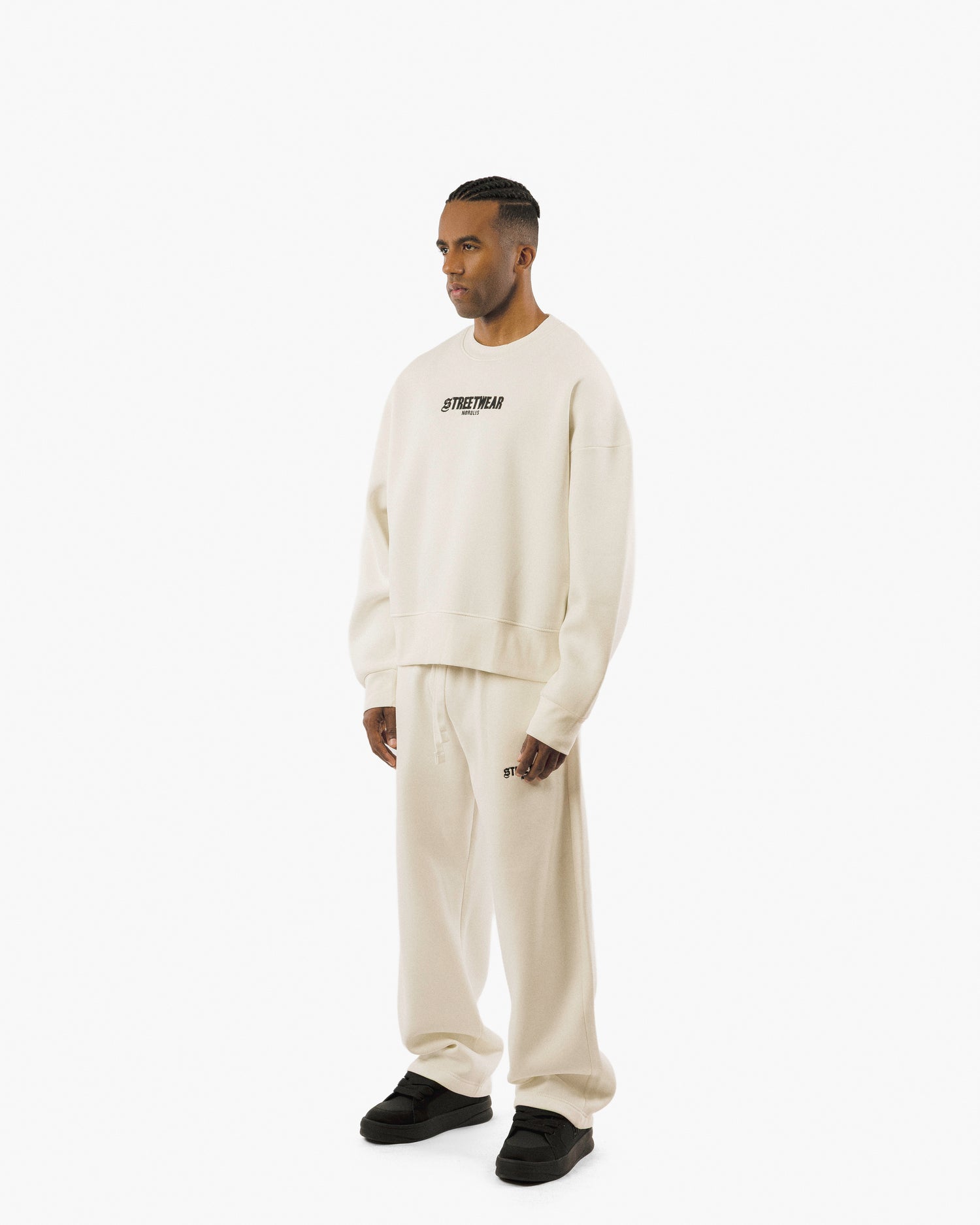 Streetwear Essential Boxy Sweatshirt