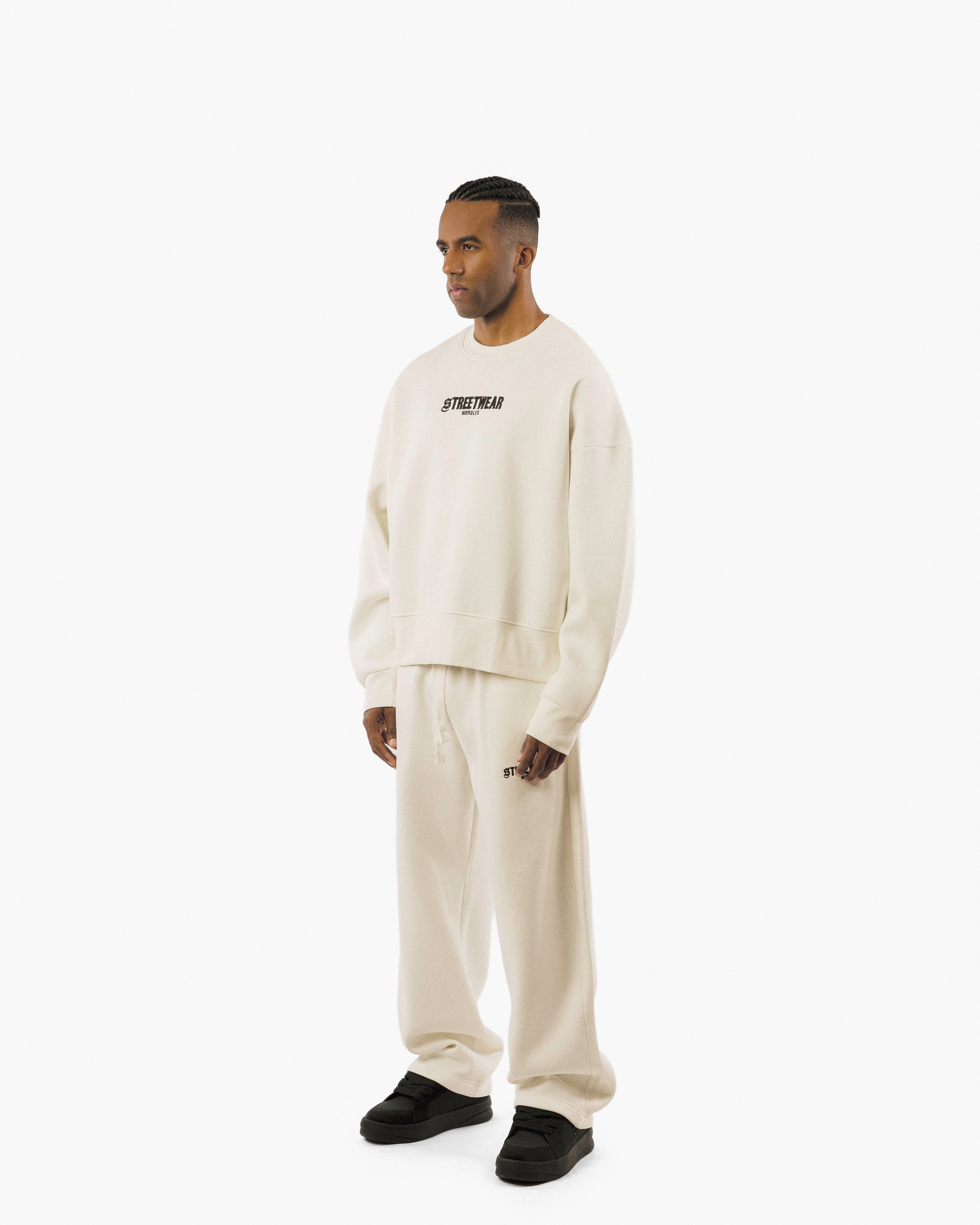 Streetwear Essential Boxy Sweatshirt