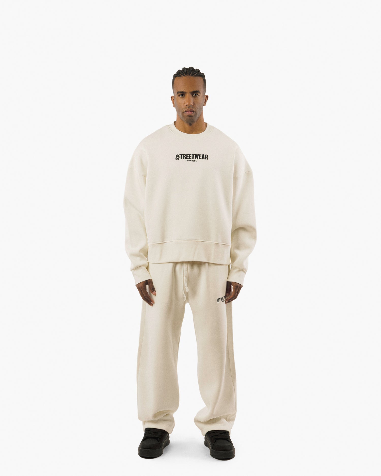 Streetwear Essential Boxy Sweatshirt