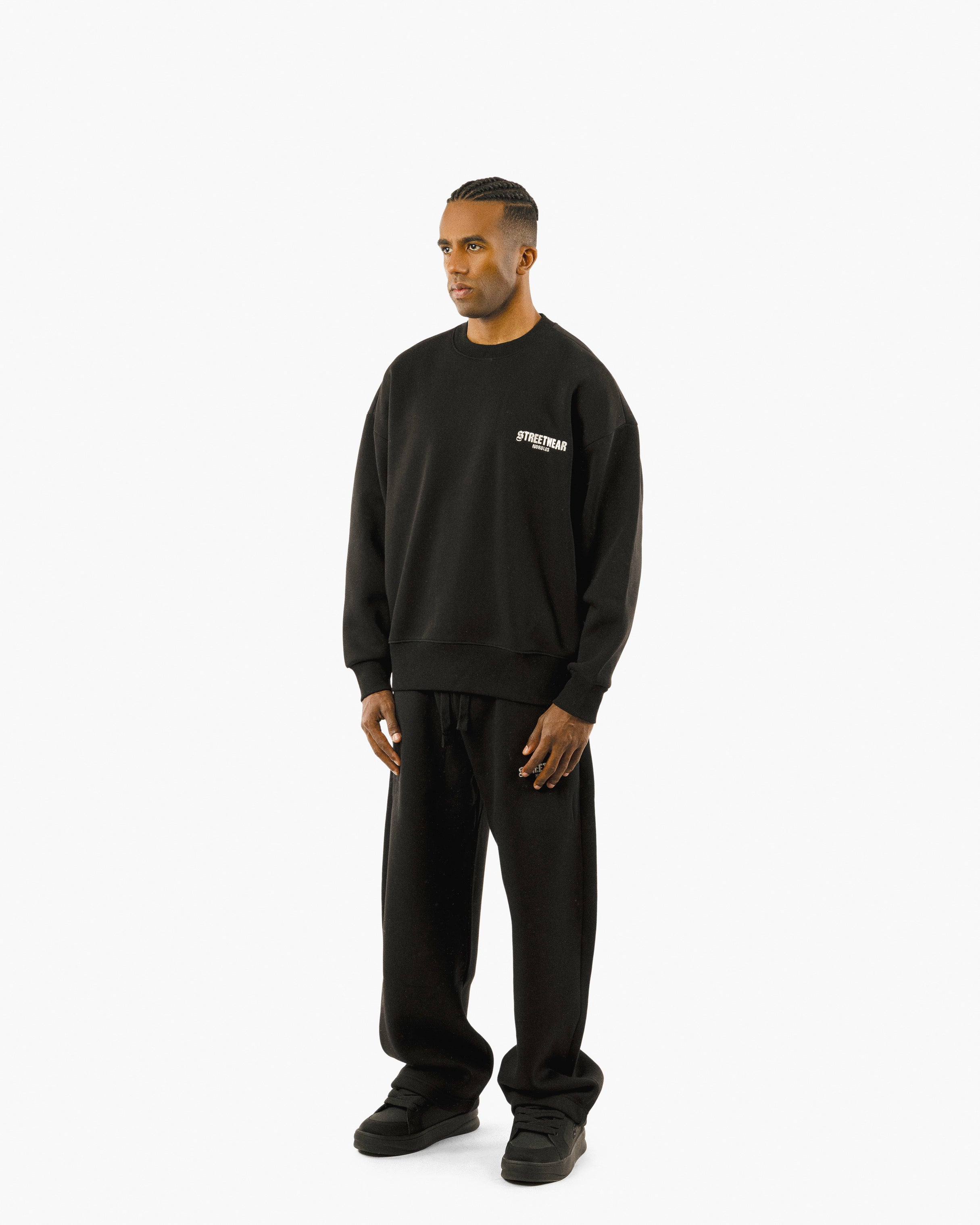 Streetwear Essential Oversized Sweatshirt
