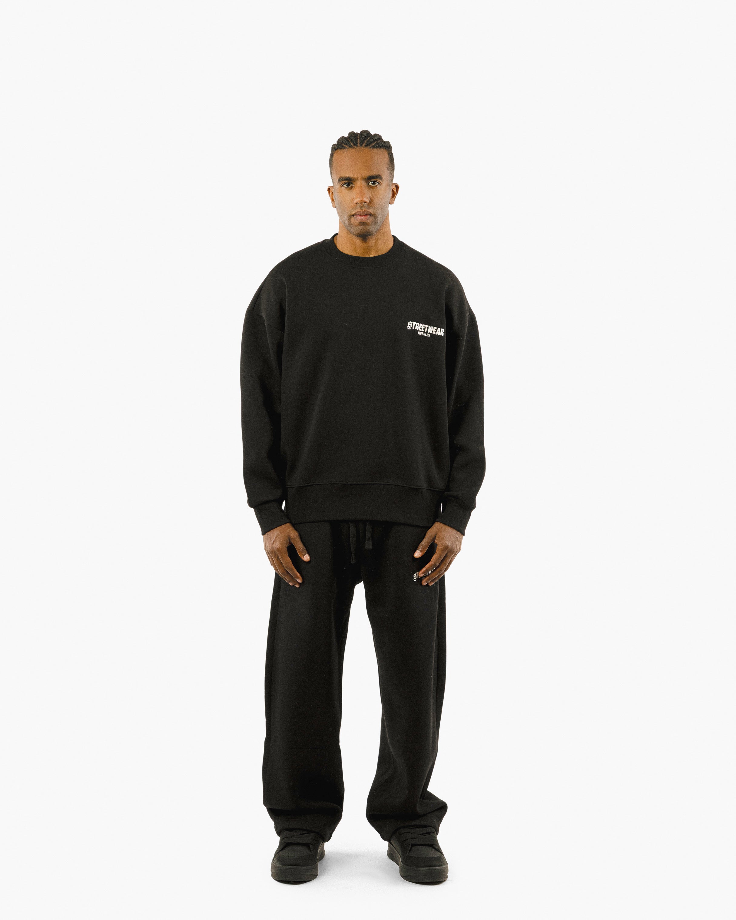 Streetwear Essential Oversized Sweatshirt