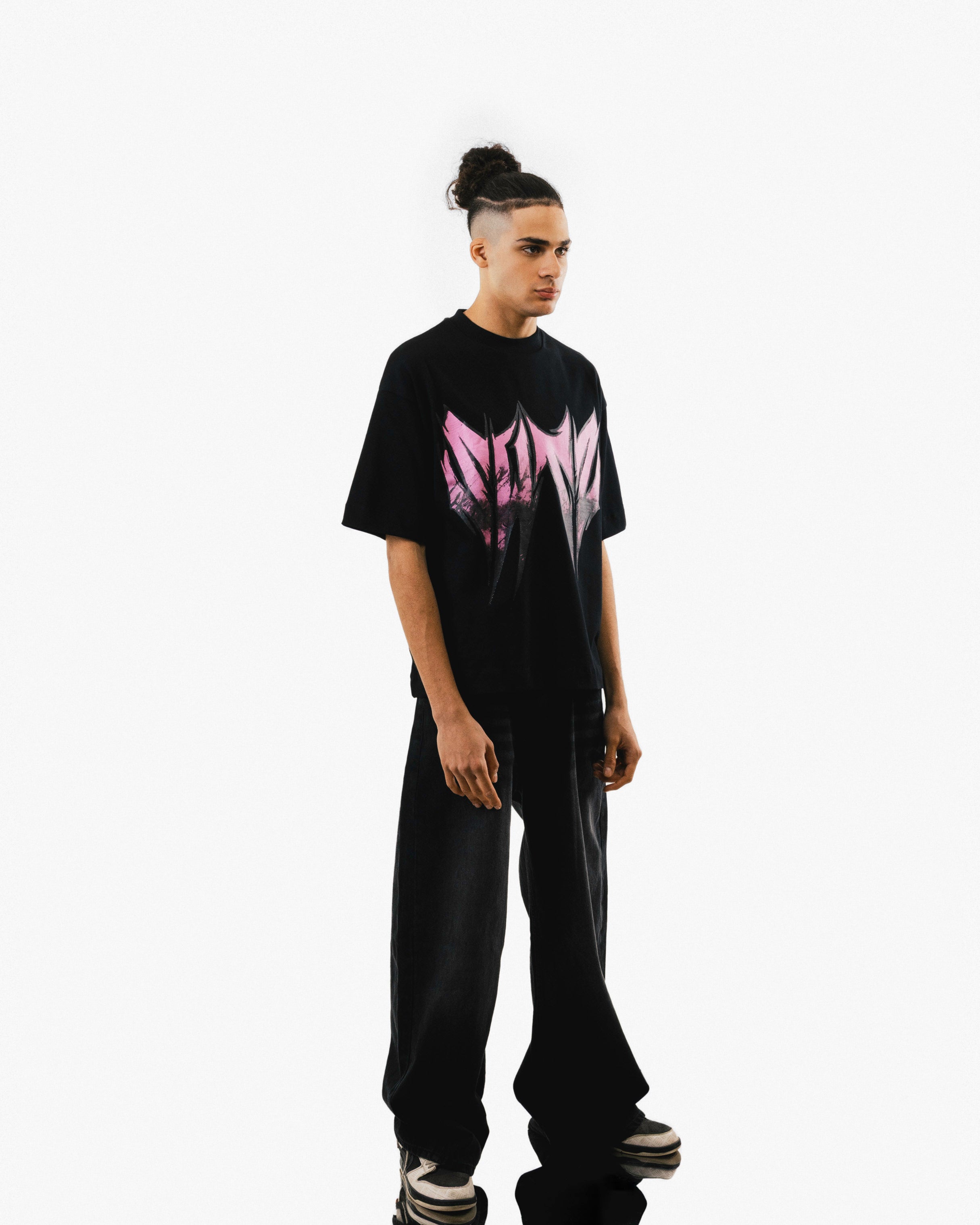 Sharp Teeth Graffiti T-shirt