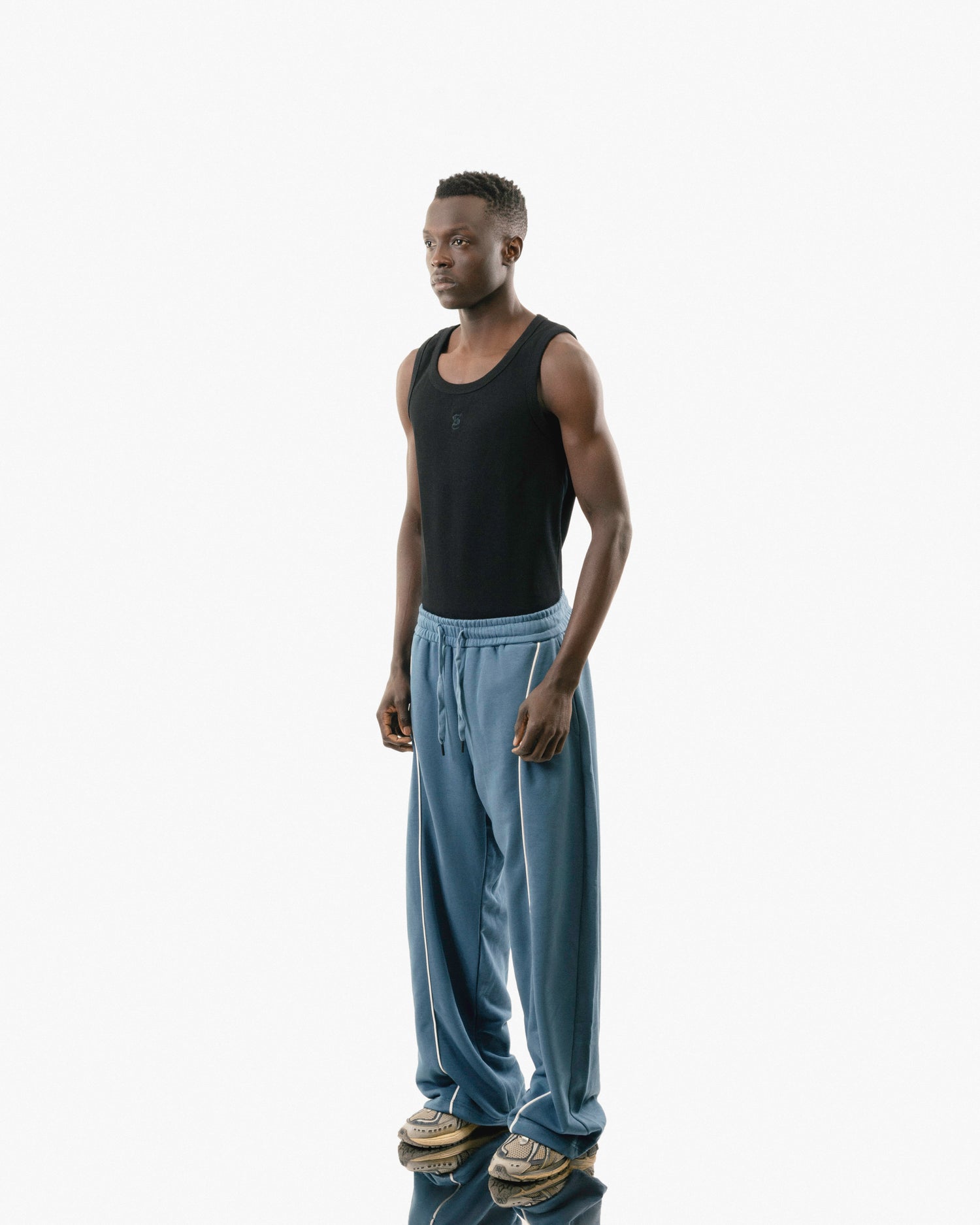 Streets Roam Sweatpant Blue With White Stripe