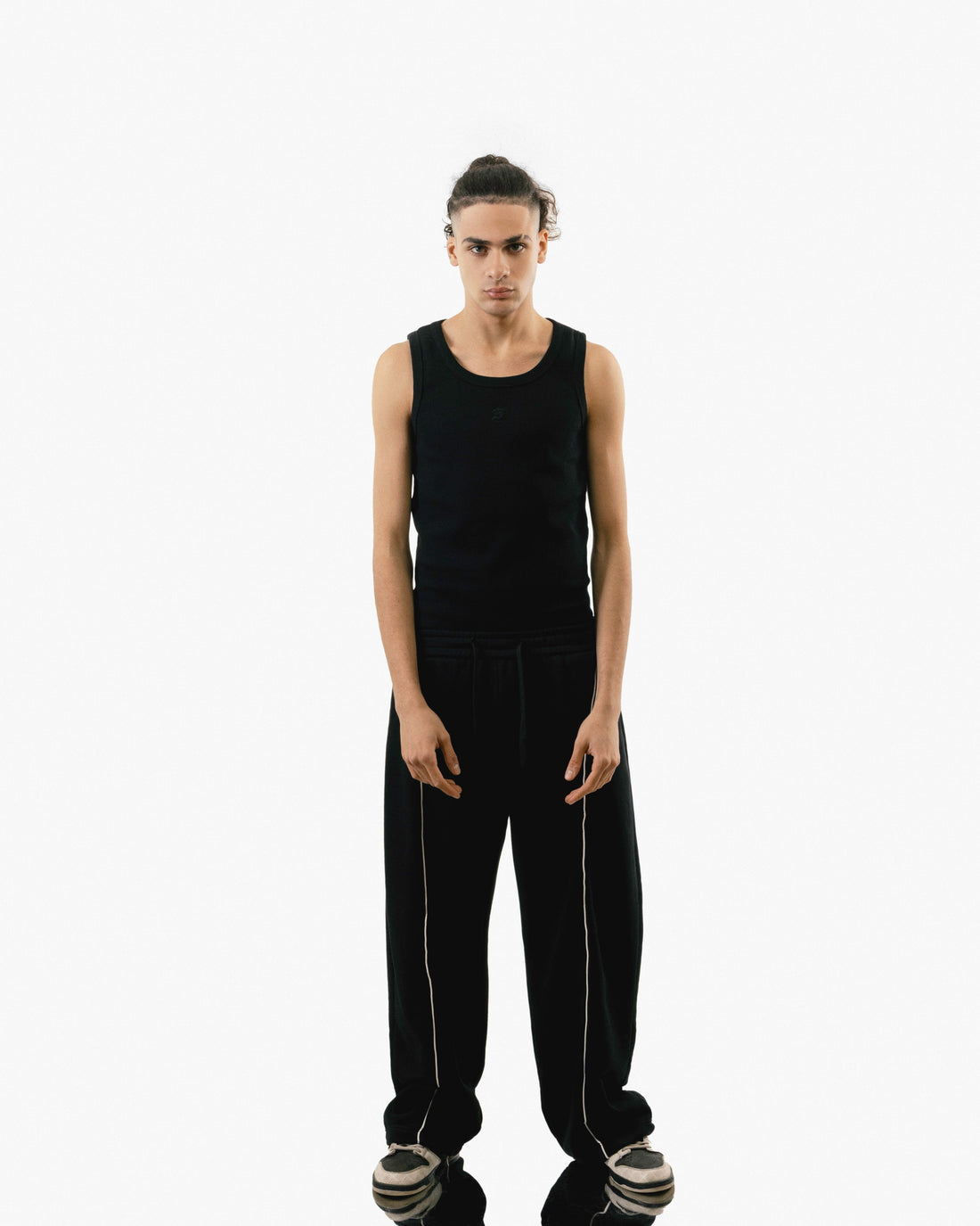 Streets Roam Sweatpant Black With White Stripe