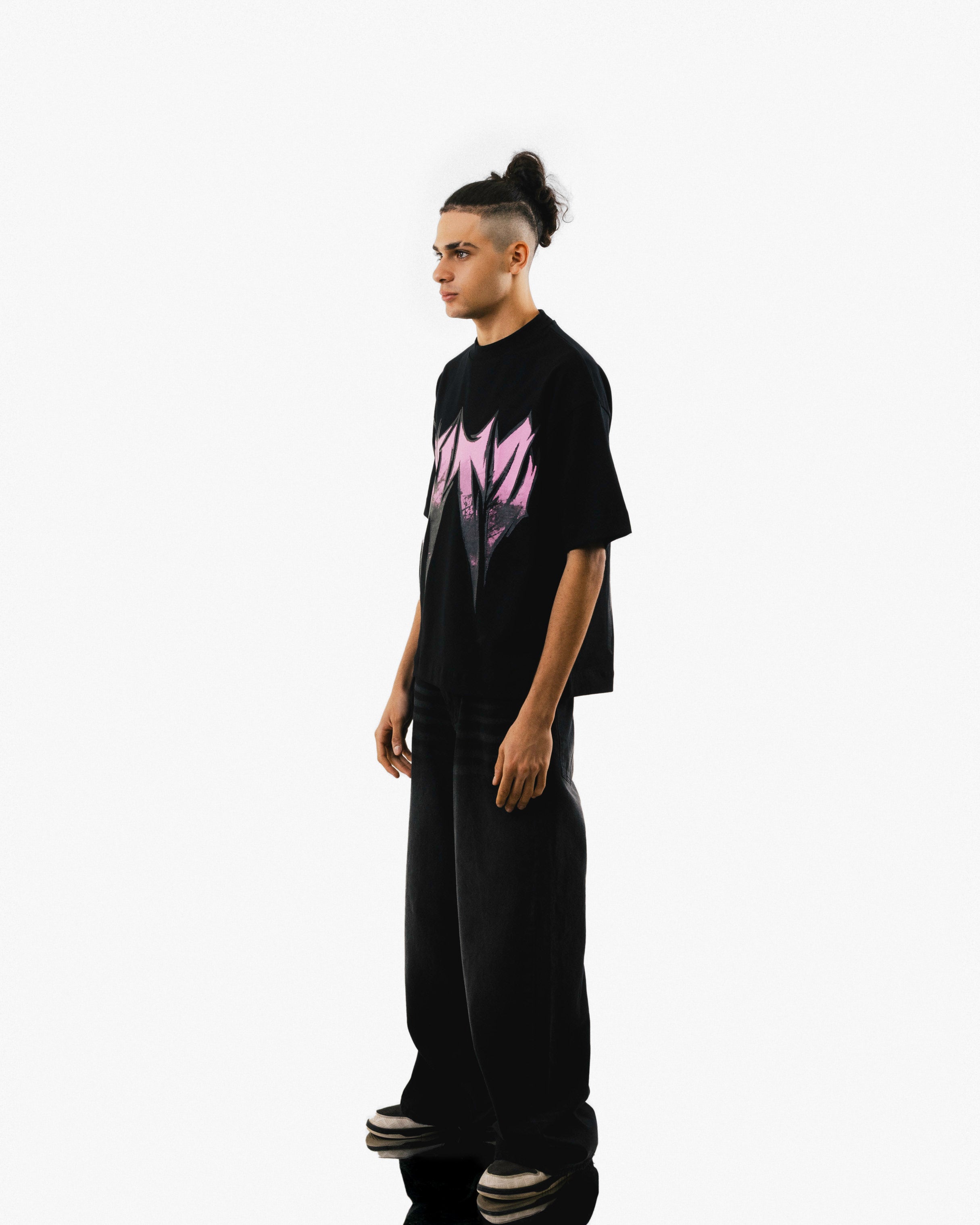 Sharp Teeth Graffiti T-shirt